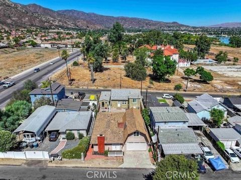 Photo of 32989 Pepper Dr, Lake Elsinore, CA 92530 (MLS # SW26050398)