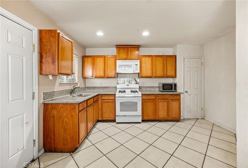 1575 S Tippecanoe