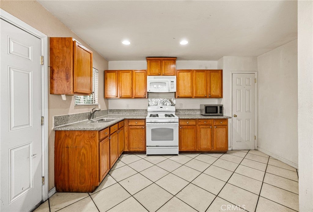 1575 S Tippecanoe