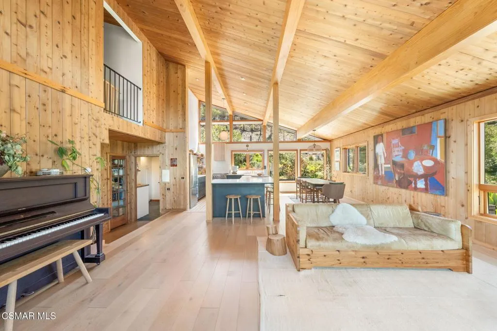 Malibu, California 90265, United States, 4 Bedrooms Bedrooms, ,3 BathroomsBathrooms,Residential,Active,112637