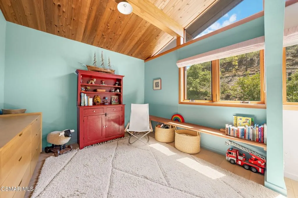 Malibu, California 90265, United States, 4 Bedrooms Bedrooms, ,3 BathroomsBathrooms,Residential,Active,112637