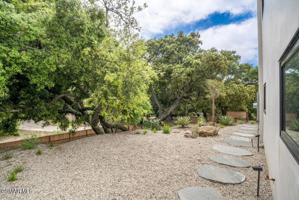 Malibu, California 90265, United States, 4 Bedrooms Bedrooms, ,3 BathroomsBathrooms,Residential,Active,112637