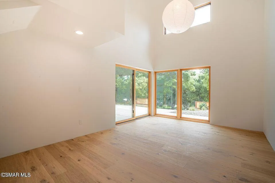 Malibu, California 90265, United States, 4 Bedrooms Bedrooms, ,3 BathroomsBathrooms,Residential,Active,112637