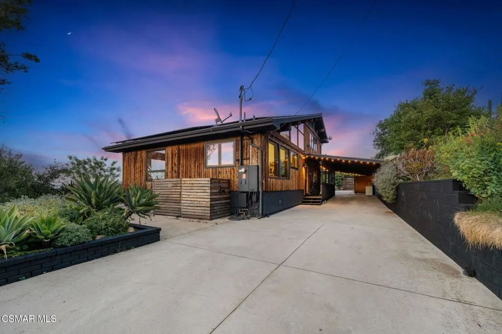 Malibu, California 90265, United States, 4 Bedrooms Bedrooms, ,3 BathroomsBathrooms,Residential,Active,112637