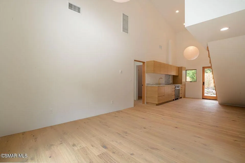 Malibu, California 90265, United States, 4 Bedrooms Bedrooms, ,3 BathroomsBathrooms,Residential,Active,112637