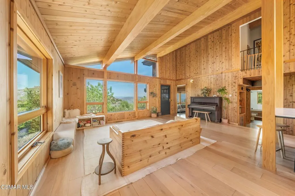 Malibu, California 90265, United States, 4 Bedrooms Bedrooms, ,3 BathroomsBathrooms,Residential,Active,112637