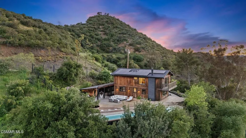 Malibu, California 90265, United States, 4 Bedrooms Bedrooms, ,3 BathroomsBathrooms,Residential,Active,112637
