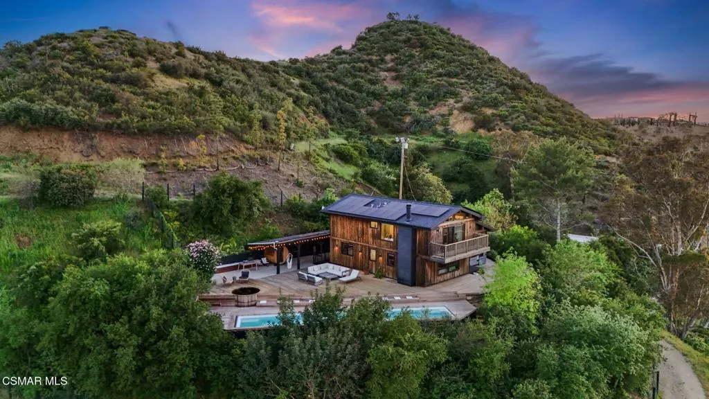 Malibu, California 90265, United States, 4 Bedrooms Bedrooms, ,3 BathroomsBathrooms,Residential,Active,112637