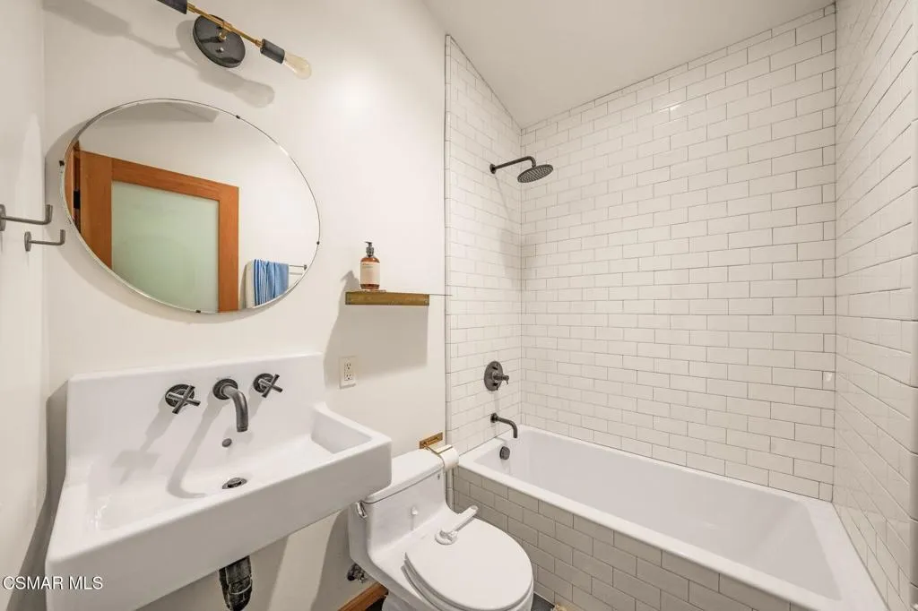 Malibu, California 90265, United States, 4 Bedrooms Bedrooms, ,3 BathroomsBathrooms,Residential,Active,112637