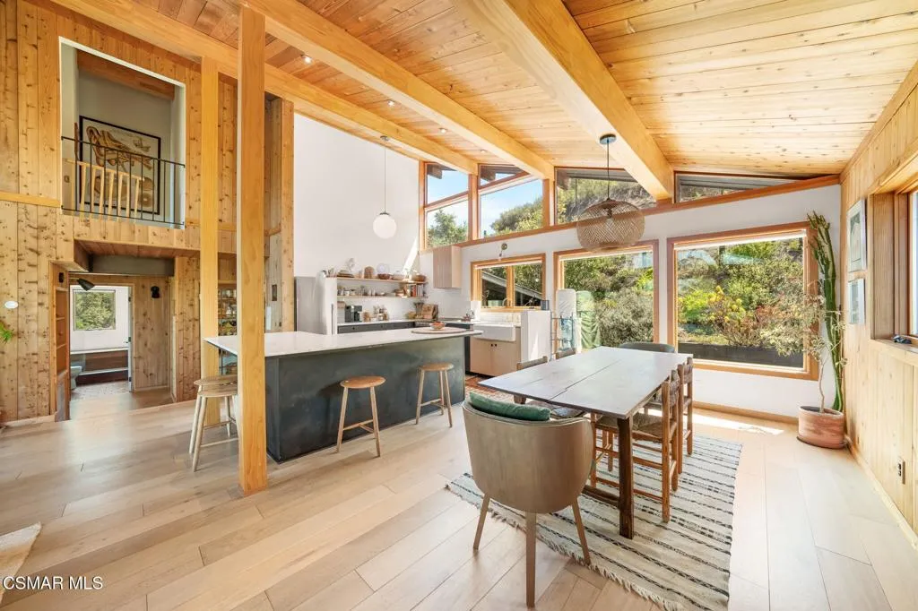 Malibu, California 90265, United States, 4 Bedrooms Bedrooms, ,3 BathroomsBathrooms,Residential,Active,112637