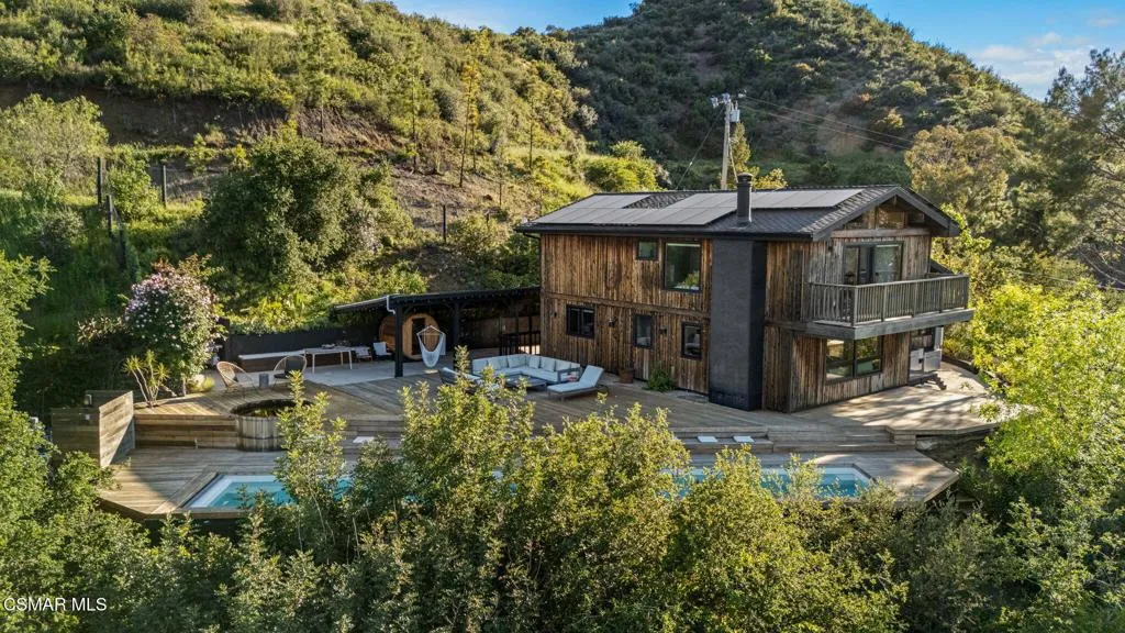 Malibu, California 90265, United States, 4 Bedrooms Bedrooms, ,3 BathroomsBathrooms,Residential,Active,112637