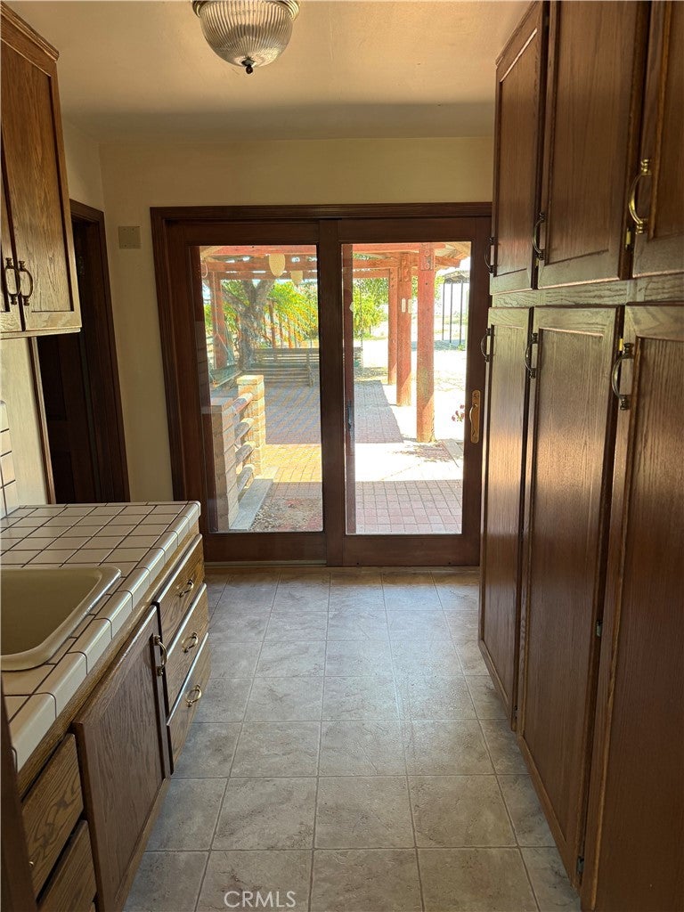 Paso Robles, California, 93446, United States, 3 Bedrooms Bedrooms, ,2 BathroomsBathrooms,Residential,Active,2045624