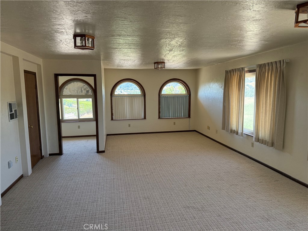 Paso Robles, California, 93446, United States, 3 Bedrooms Bedrooms, ,2 BathroomsBathrooms,Residential,Active,2045624