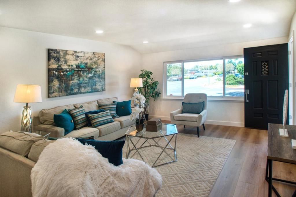 listing image 130724272456622759089