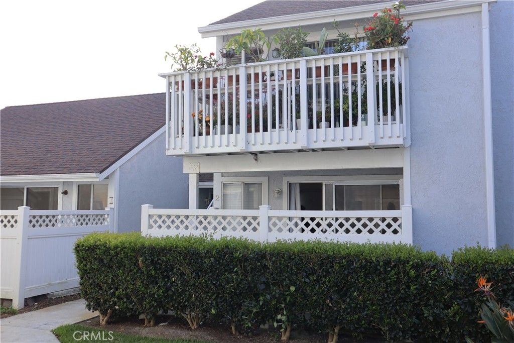 Photo of 2 Terrace Circle, Laguna Niguel, CA 92677 (MLS # OC26053699)