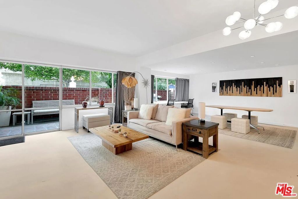 Photo of 7135 Hollywood Boulevard #103, Los Angeles, CA 90046 (MLS # 25597159)