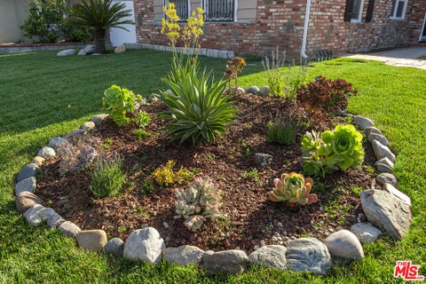 Tiny photo for 7537 Quimby Avenue, West Hills, CA 91307 (MLS # 26852071)