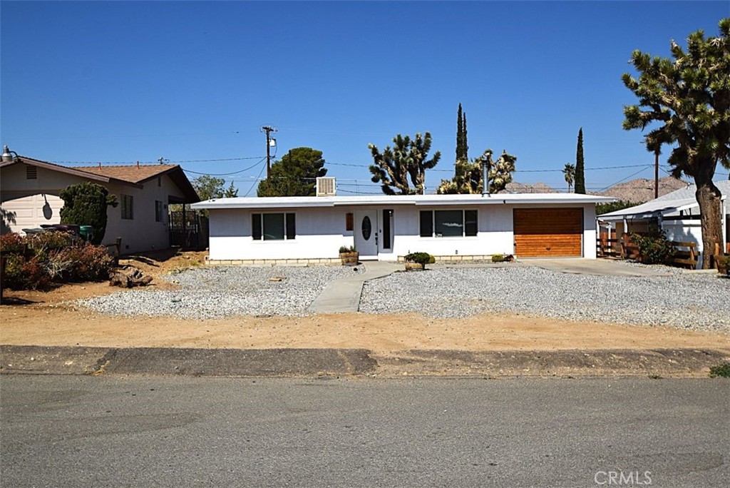 7754 Mariposa Trail