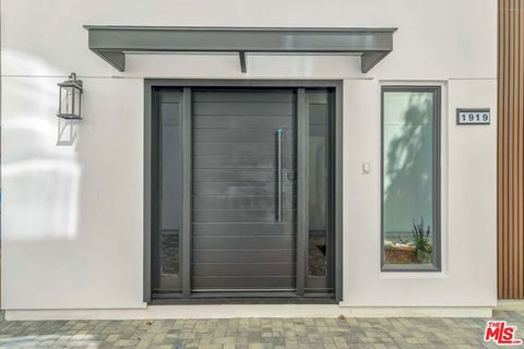 Tiny photo for 1921 Federal Avenue #1919, Los Angeles, CA 90025 (MLS # 25619795)