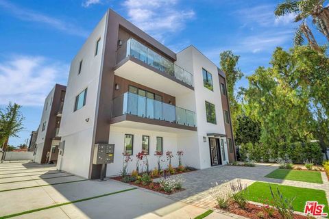 Tiny photo for 1921 Federal Avenue #1919, Los Angeles, CA 90025 (MLS # 25619795)