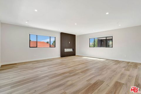 Tiny photo for 1921 Federal Avenue #1919, Los Angeles, CA 90025 (MLS # 25619795)