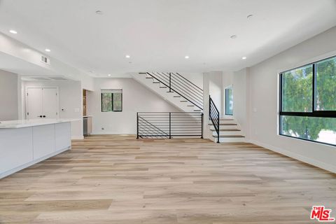 Tiny photo for 1921 Federal Avenue #1919, Los Angeles, CA 90025 (MLS # 25619795)