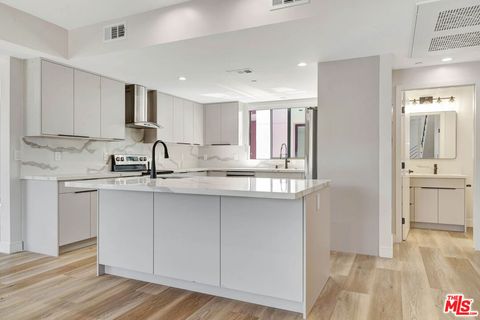 Tiny photo for 1921 Federal Avenue #1919, Los Angeles, CA 90025 (MLS # 25619795)