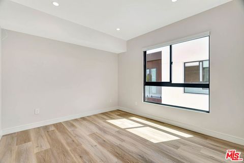 Tiny photo for 1921 Federal Avenue #1919, Los Angeles, CA 90025 (MLS # 25619795)