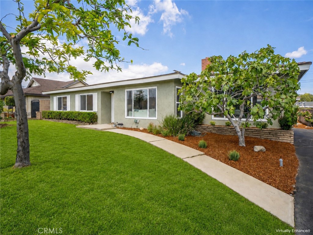 1550 N Bonita Court