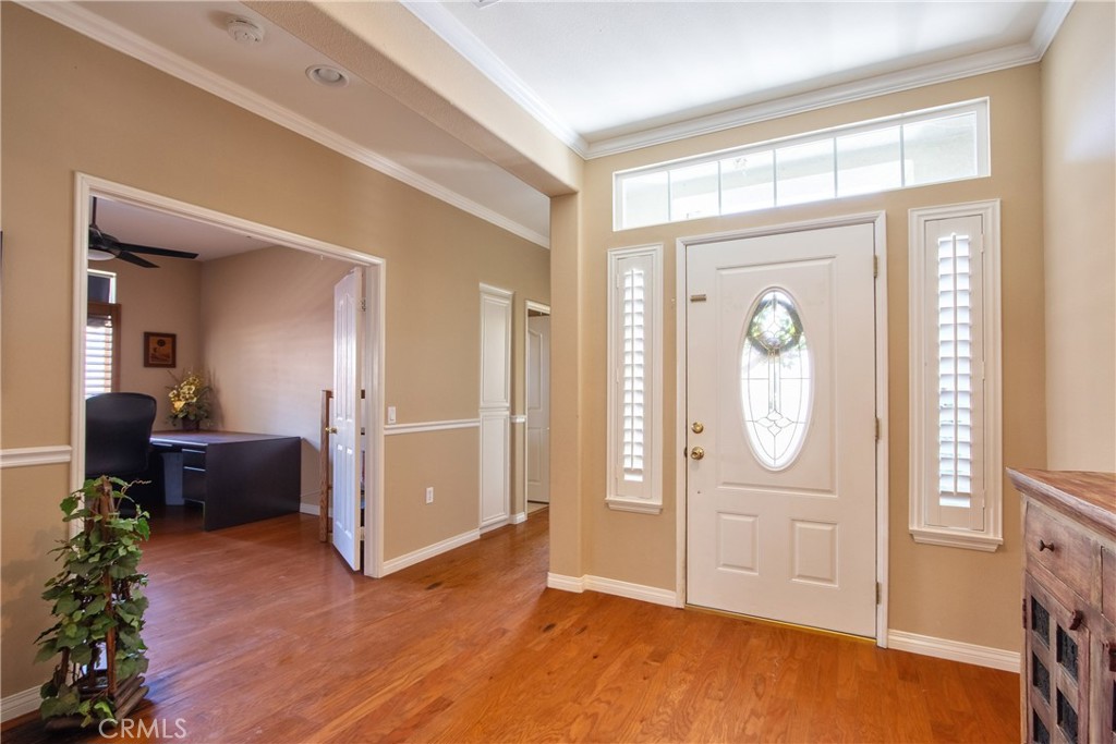 39526 Sierra Madre Drive