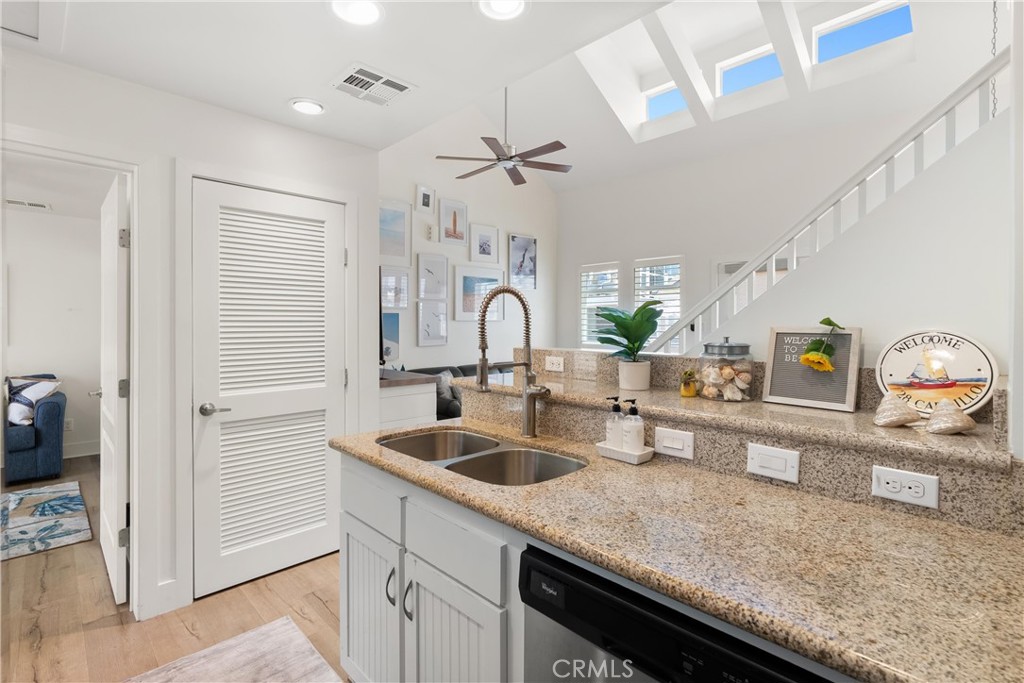 Lido Peninsula (LIPN) - Manufactured In Park