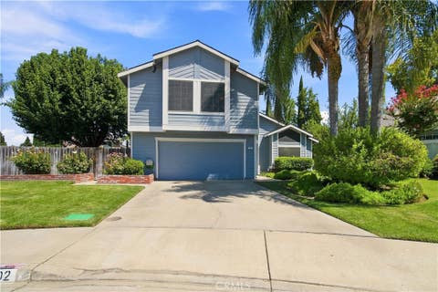 Photo of 1602 Acacia Court, Chowchilla, CA 93610 (MLS # MC26183213)