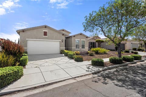 Tiny photo for 1410 Corte Alamonte, Hemet, CA 92545 (MLS # PW26158638)