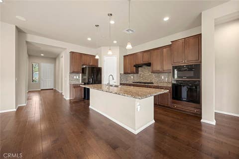 Tiny photo for 1410 Corte Alamonte, Hemet, CA 92545 (MLS # PW26158638)