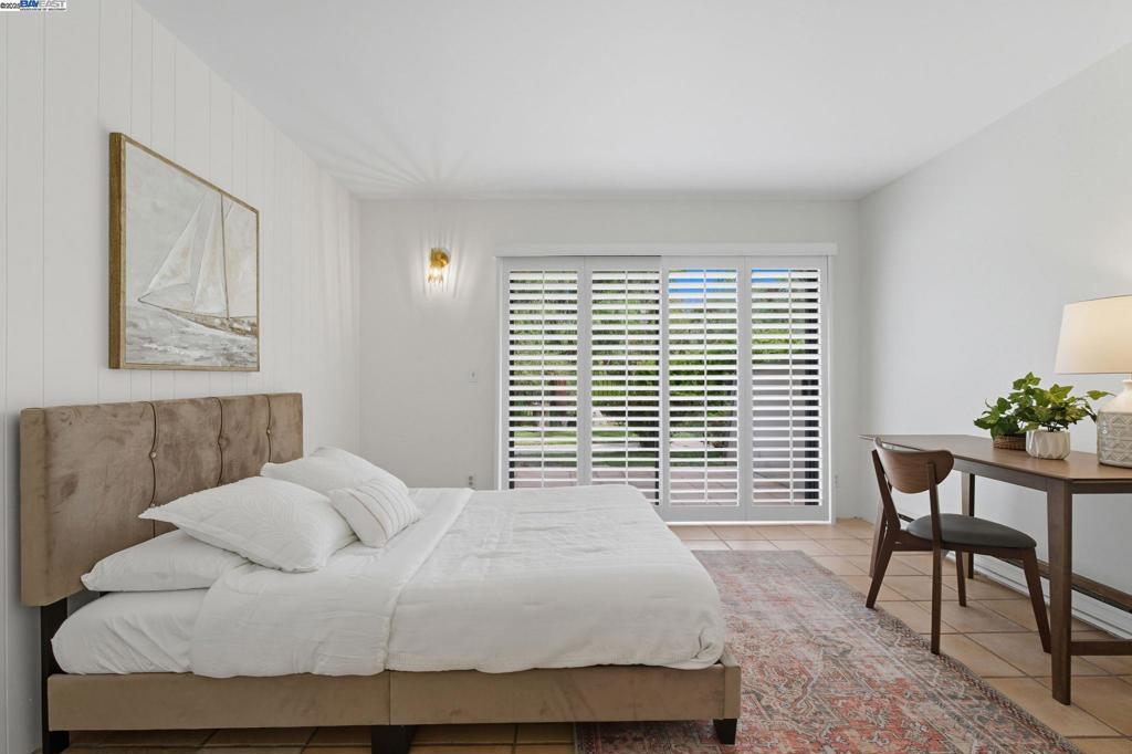 SOUTHSHORE - Residential