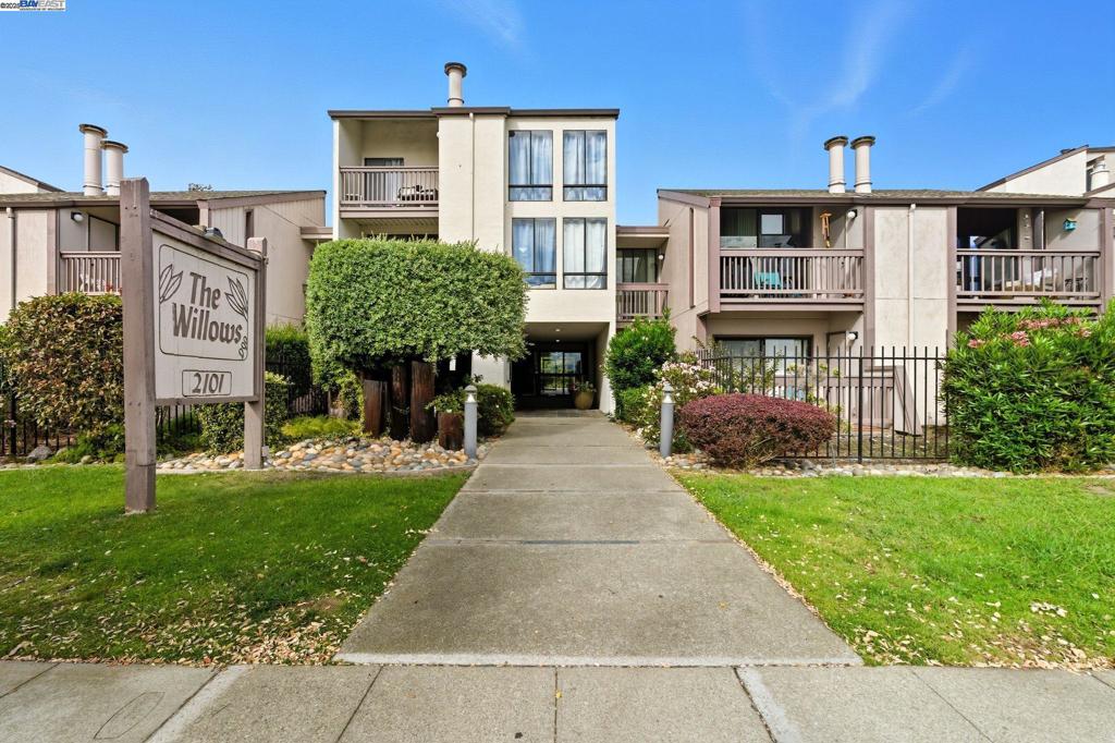 SOUTHSHORE - Residential