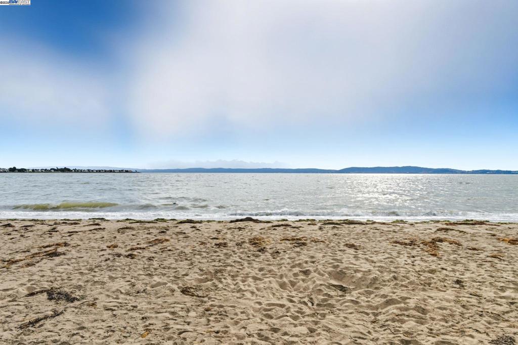SOUTHSHORE - Residential