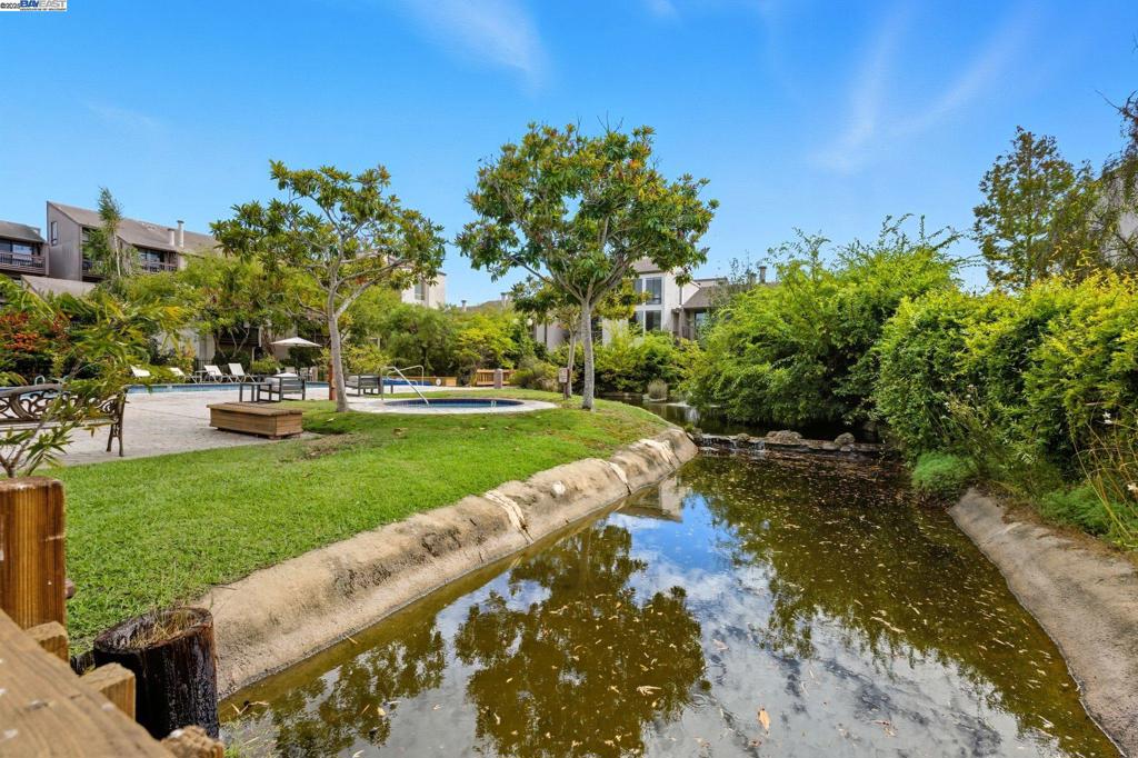 SOUTHSHORE - Residential