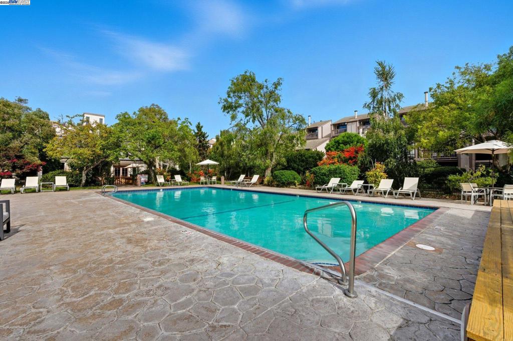 SOUTHSHORE - Residential
