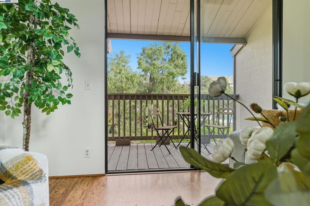 SOUTHSHORE - Residential