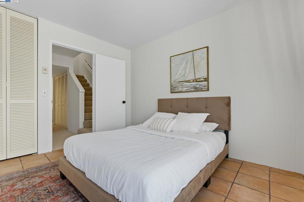 SOUTHSHORE - Residential