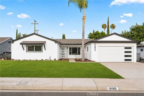 Photo of 10163 Oak Glen Avenue, Montclair, CA 91763 (MLS # CV26153776)
