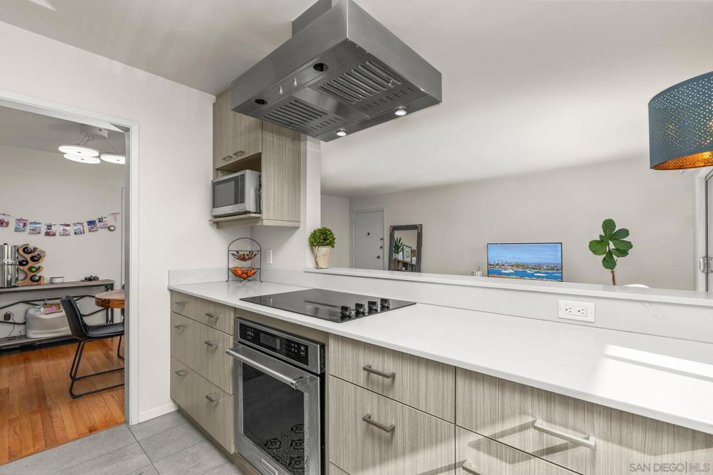 5367 La Jolla Blvd 60