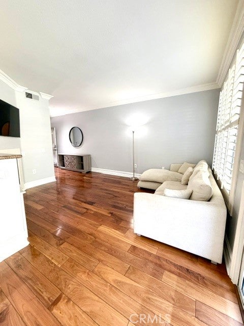 27 Chaumont Circle