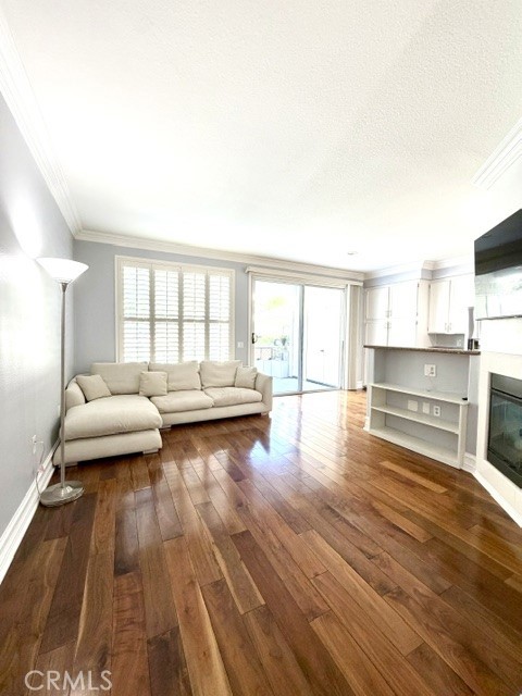 27 Chaumont Circle