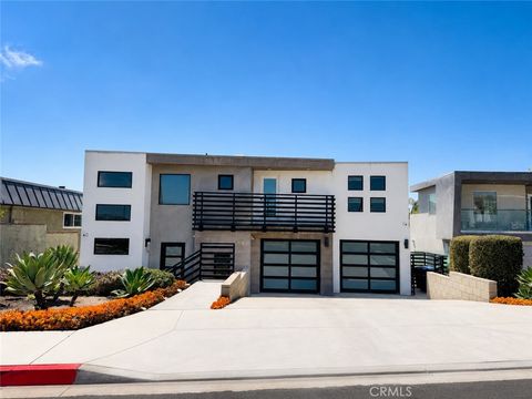 Photo of 33871 Calle La Primavera, Dana Point, CA 92629 (MLS # OC26110211)