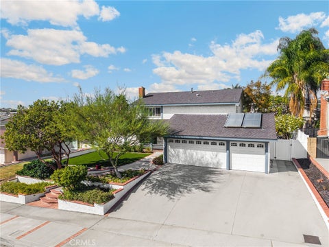 Photo of 1811 Ravencrest DR, Brea, CA 92821 (MLS # OC26218272)