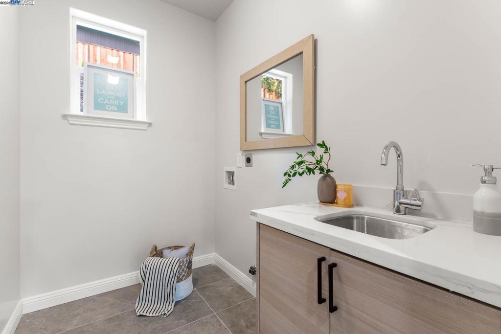 MONTCLAIR - Residential