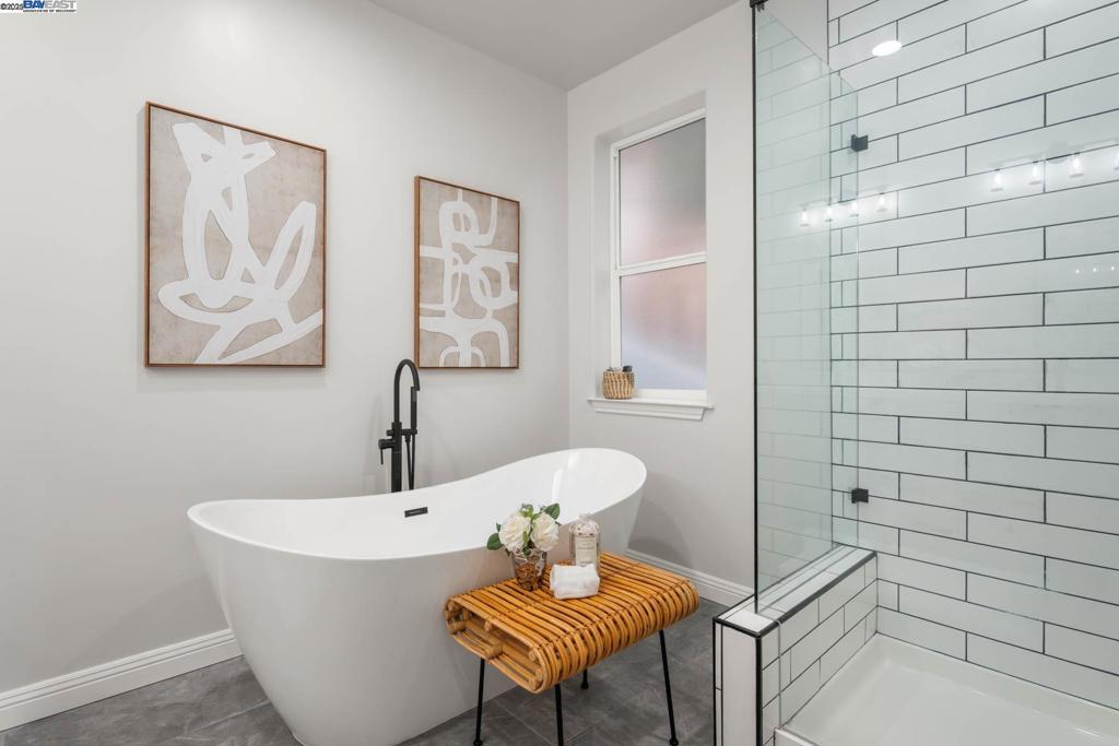 MONTCLAIR - Residential
