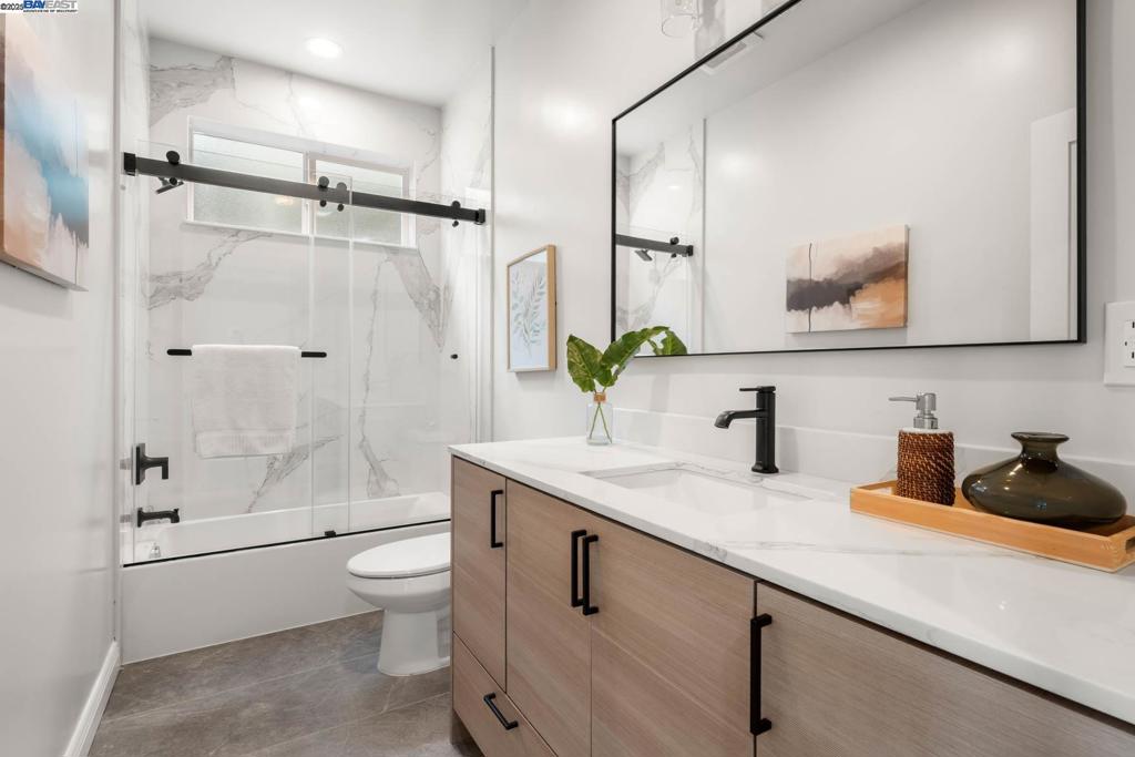 MONTCLAIR - Residential